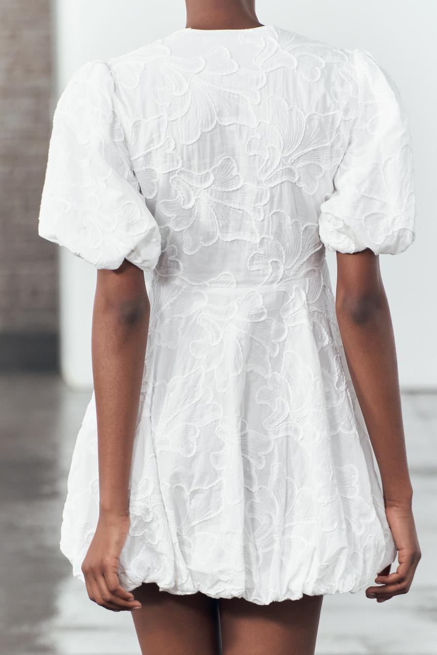 Ava Dress: Effortless Elegance for Every Occasion