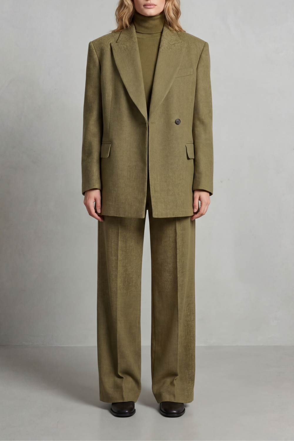 Structured Blazer & Wide-Leg Trouser