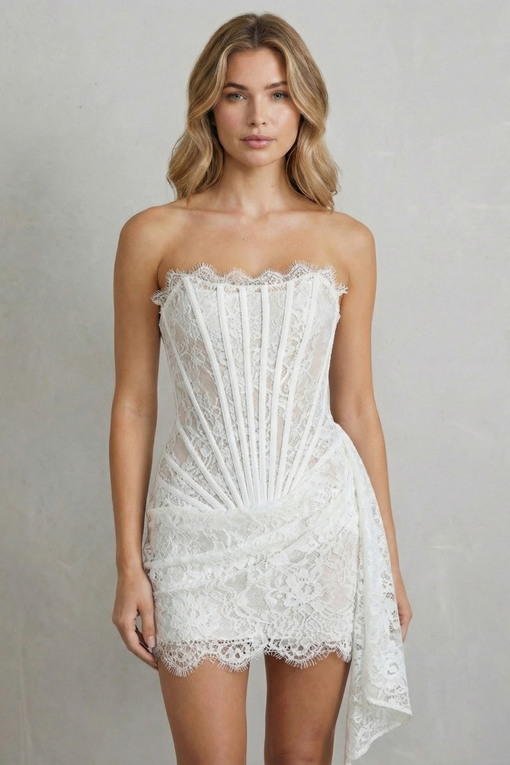 Célestine – Sculpted lace elegance – Corset mini dress