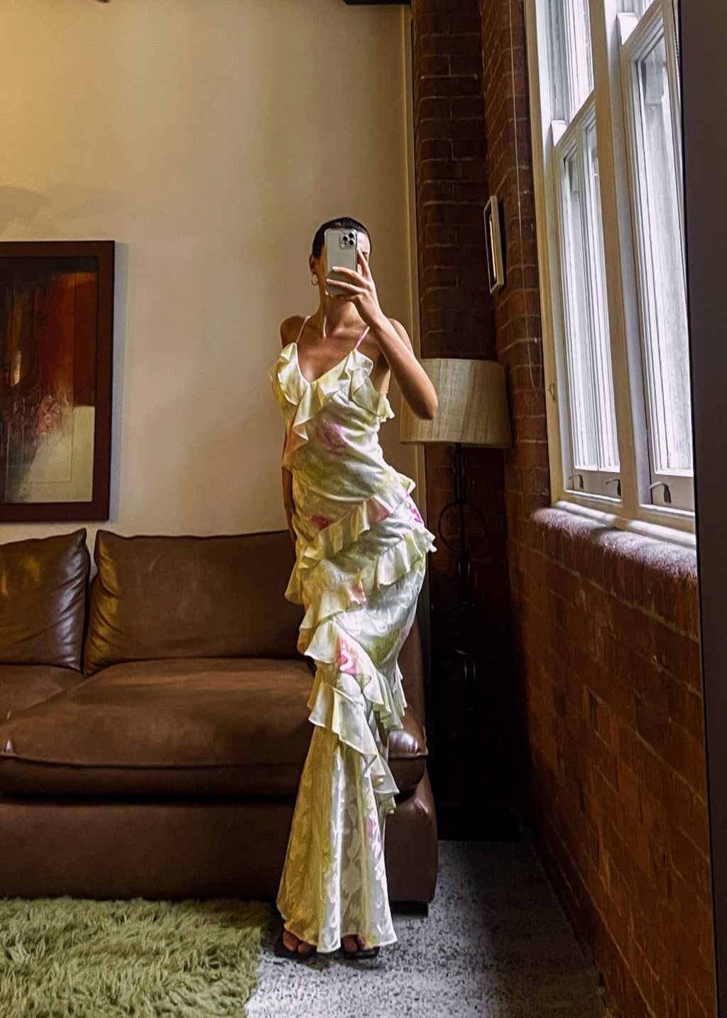 Cora Dress - Elegant, Timeless Silhouette for Any Occasion