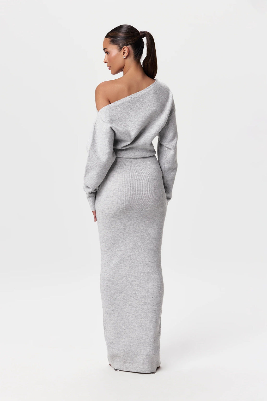 Luna — Effortless Elegance in Ultra-Soft Knit Fabric