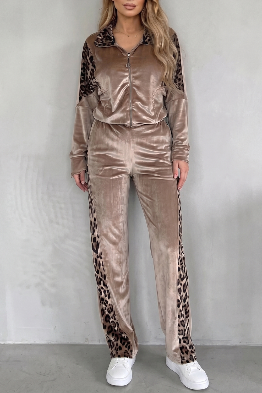 Noirelle – Leopard contrast athleisure – Three-piece set
