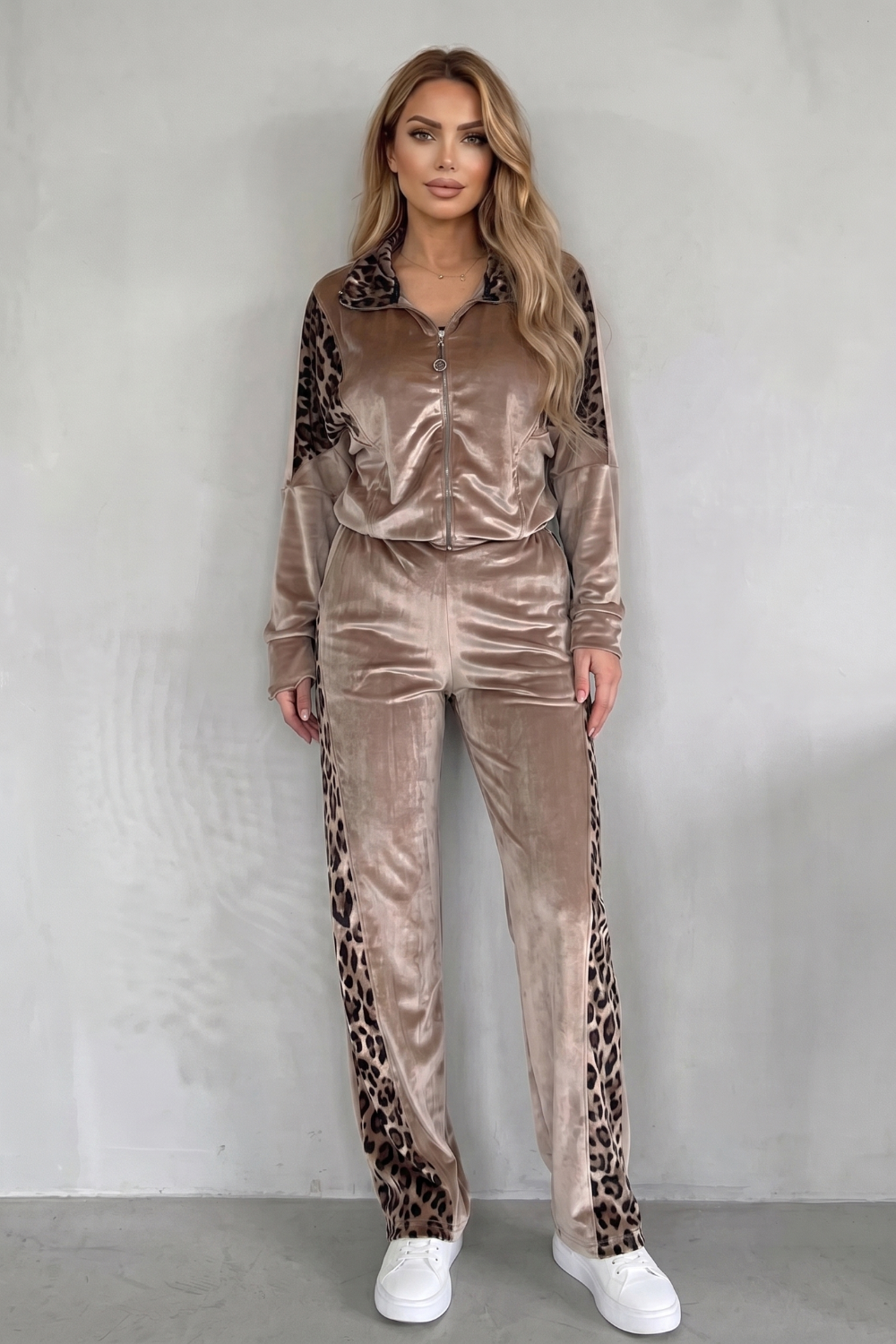 Noirelle – Leopard contrast athleisure – Three-piece set