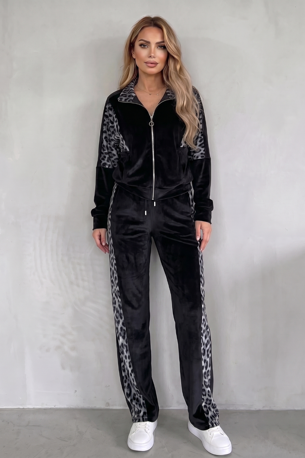 Noirelle – Leopard contrast athleisure – Three-piece set