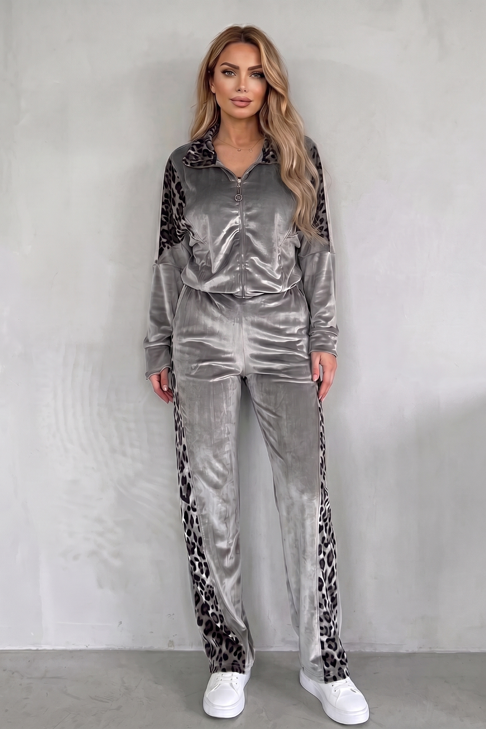 Noirelle – Leopard contrast athleisure – Three-piece set