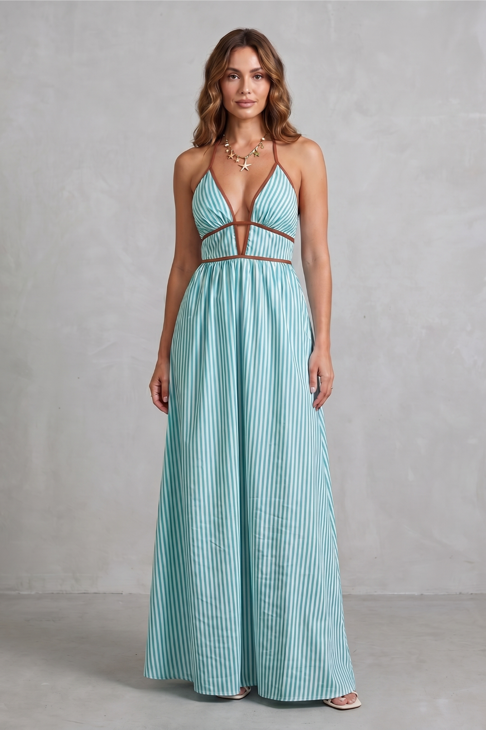Serelisse – Striped backless silhouette – Maxi dress