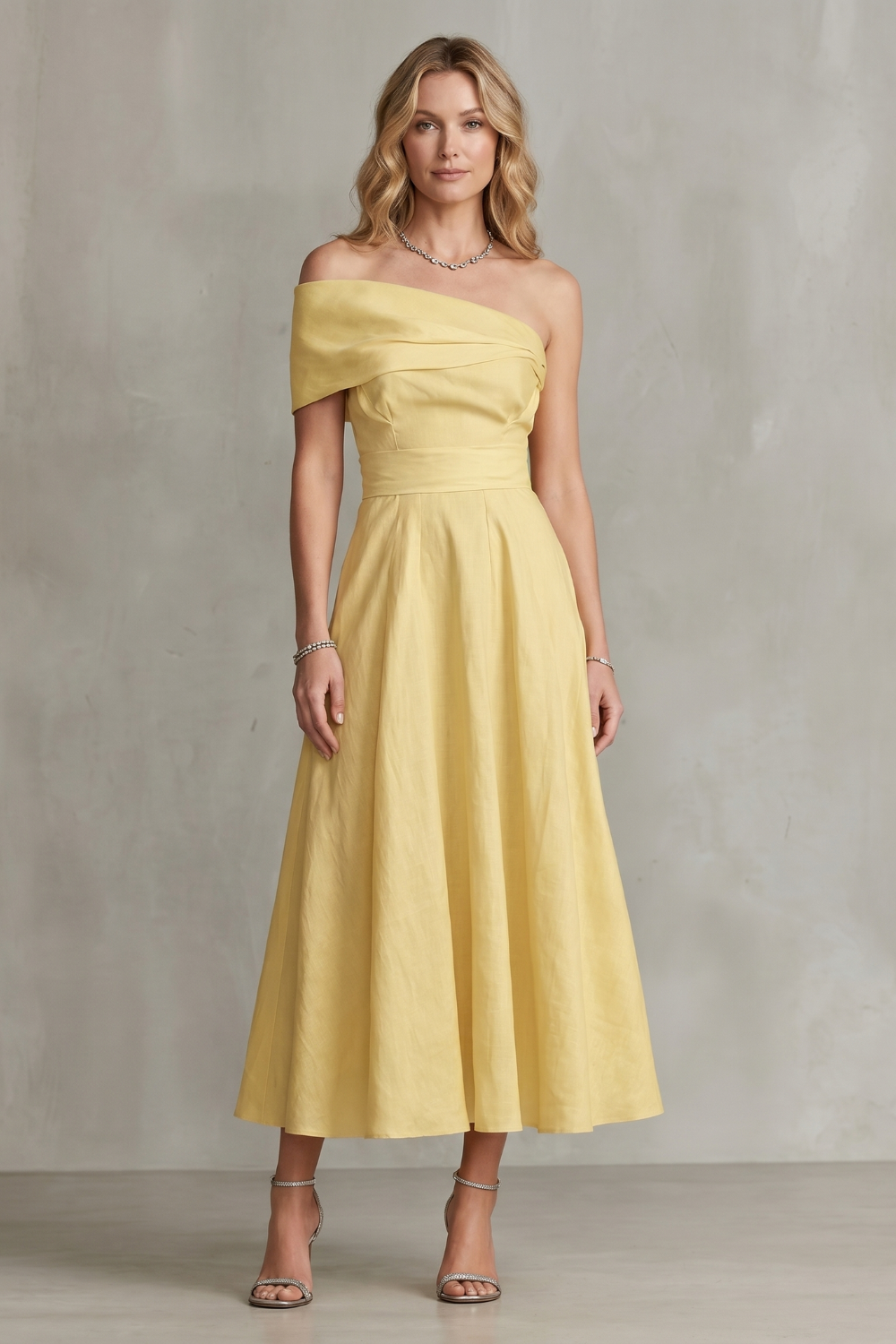 Soléane – One-shoulder linen elegance – Maxi dress