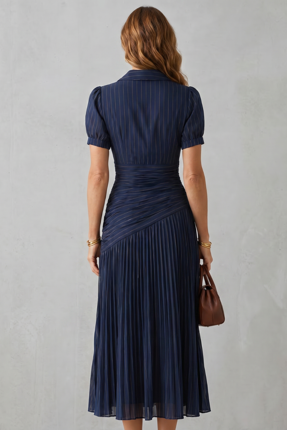 Theodelle – Pleated waist refinement – Midi dress