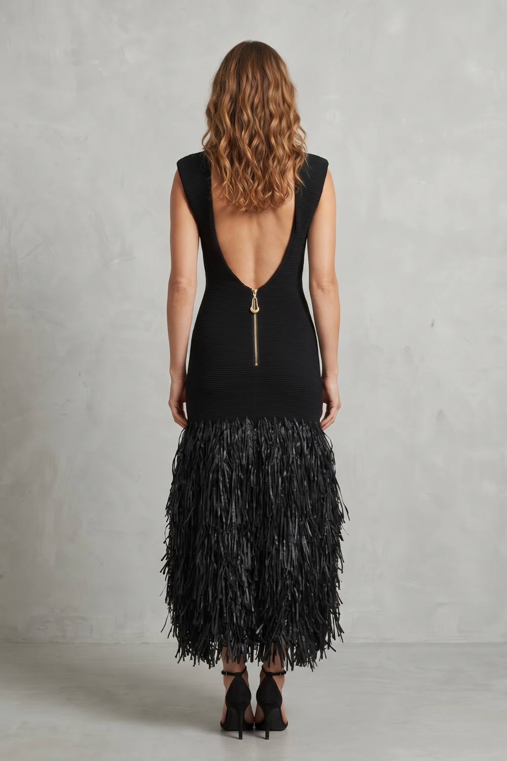 Veloura – Raffia fringe elegance – Midi dress
