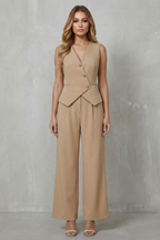 Sleeveless Tailored Chic Commuter Style